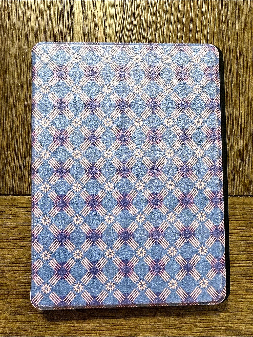 Page the Shop Kindle Paperwhite Patterned Cover Blue & Pink